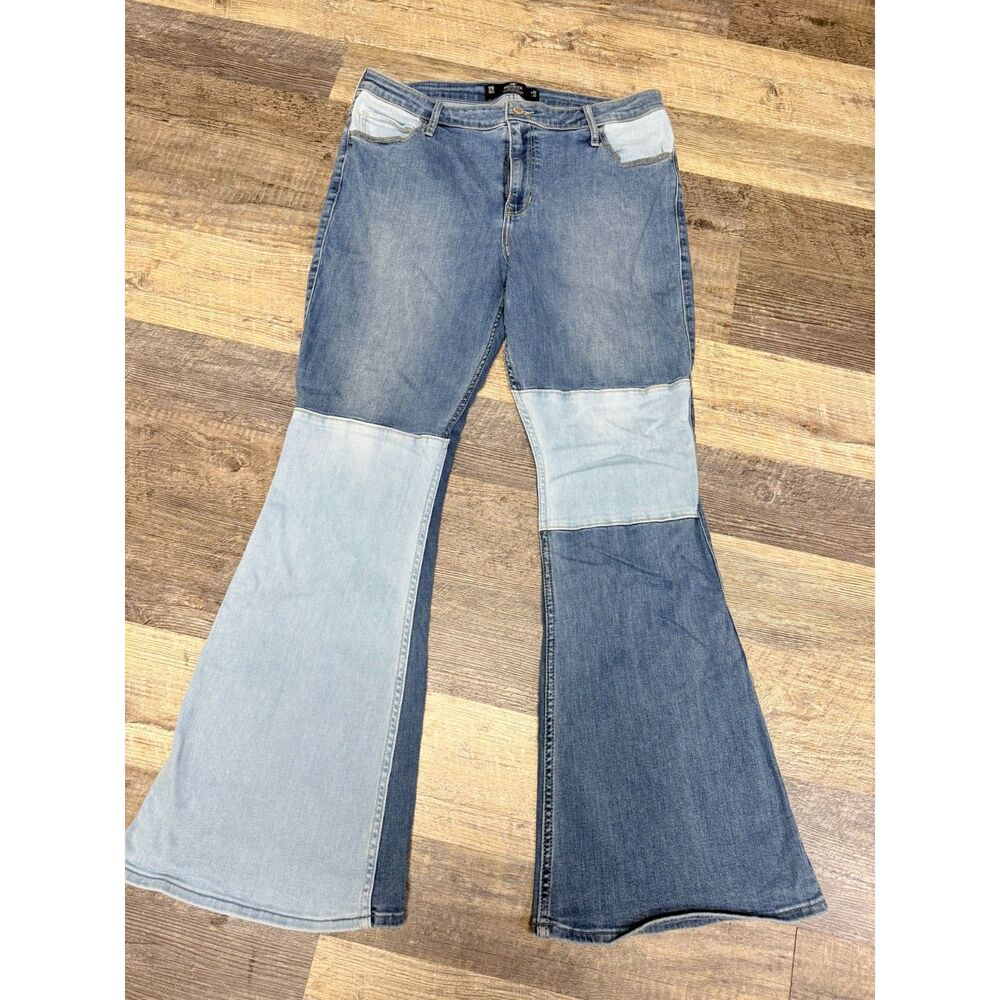 WOMENS HOLLISTER BELL BOTTOM JEANS